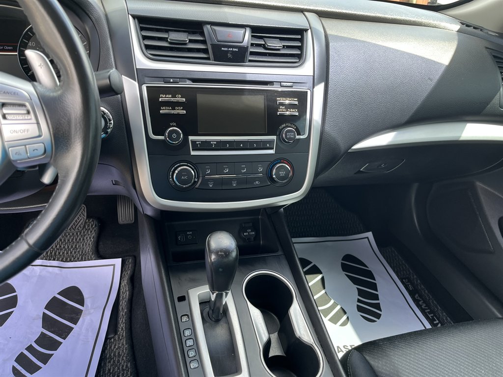 2017 Nissan Altima - $11,995