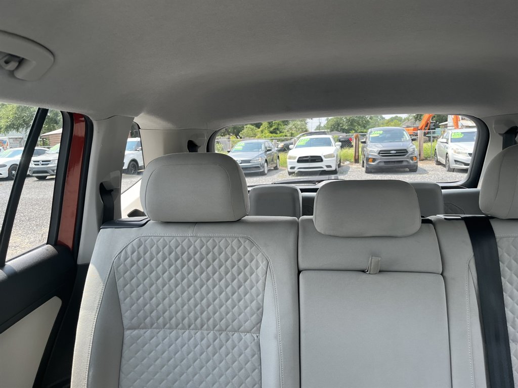 2018 Volkswagen Tiguan - $15,995