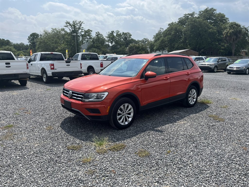 2018 Volkswagen Tiguan - $15,995