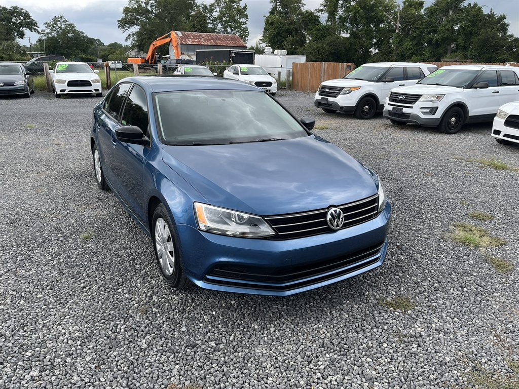 2016 Volkswagen Jetta - $12,995