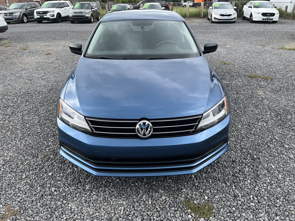 2016 Volkswagen Jetta - $12,995