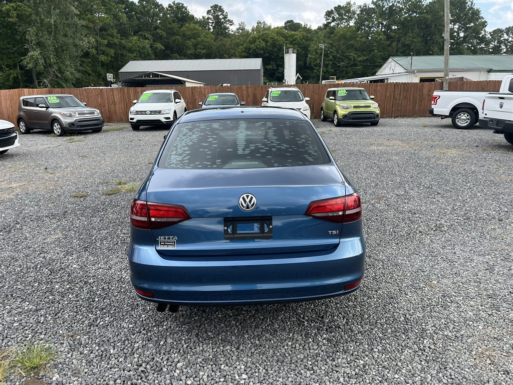 2016 Volkswagen Jetta - $12,995