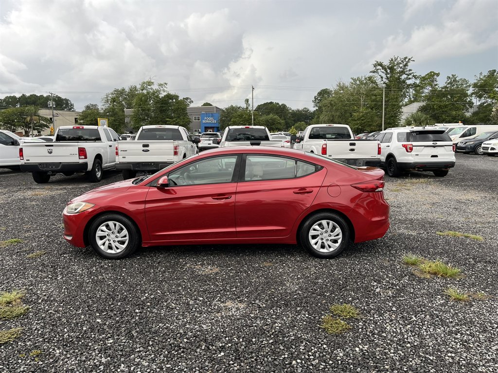 2018 Hyundai Elantra - $11,995