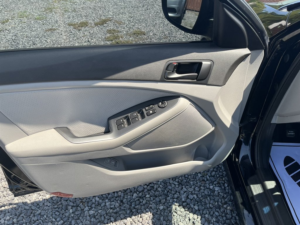 2015 Kia Optima - $10,995