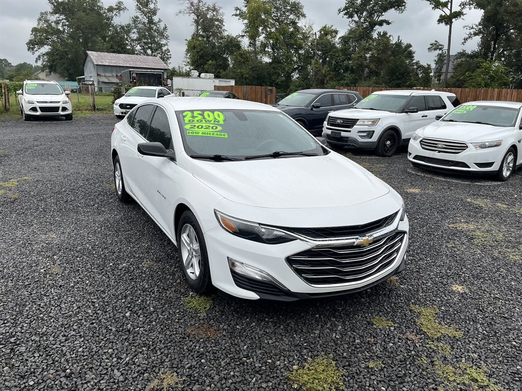 2020 Chevrolet Malibu - $16,995