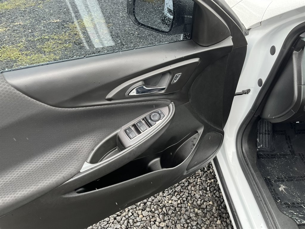 2020 Chevrolet Malibu - $16,995