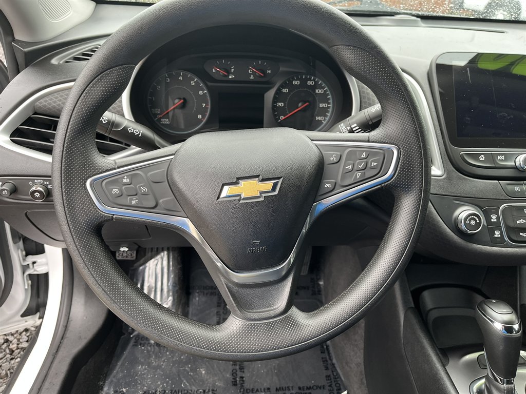2020 Chevrolet Malibu - $16,995