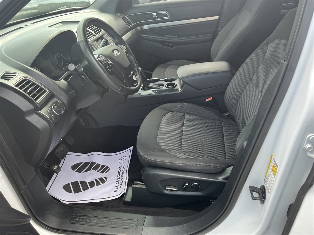 2018 Ford Explorer - $15,995