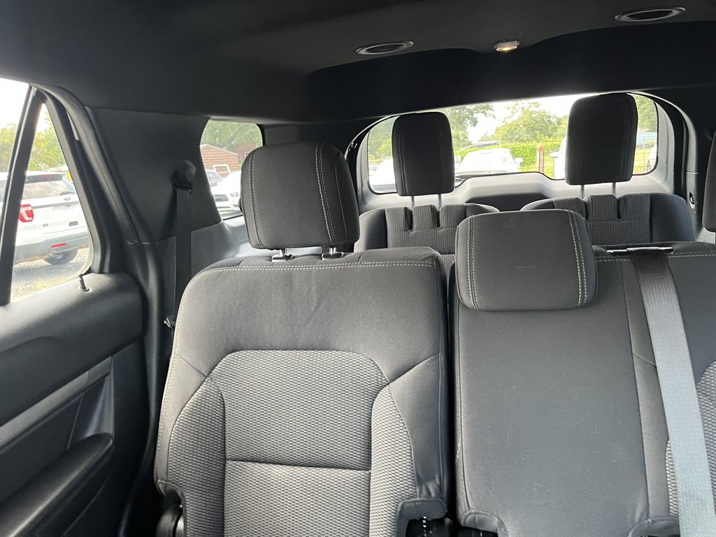 2018 Ford Explorer - $15,995
