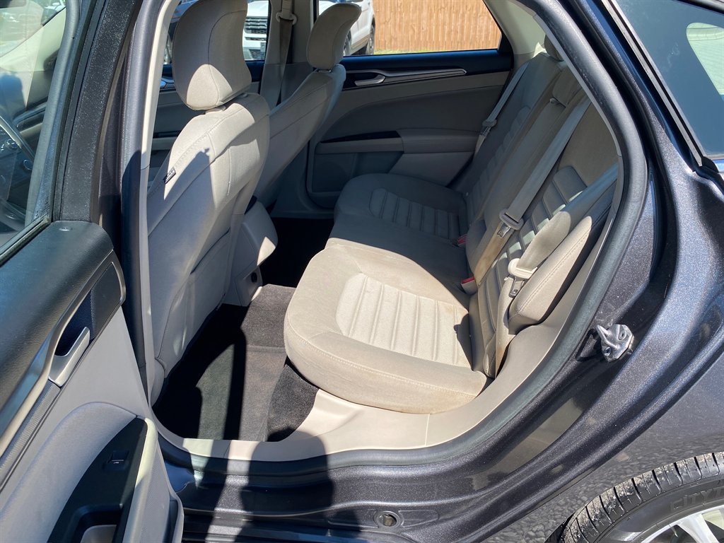 2018 Ford Fusion - $13,995