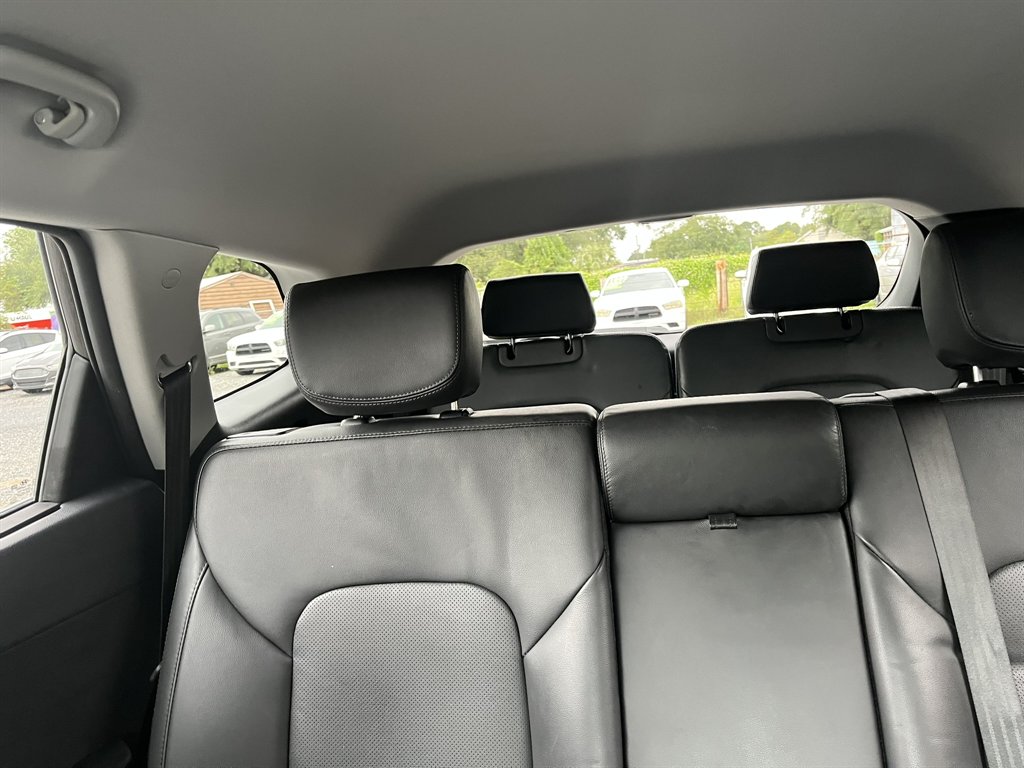 2019 Hyundai Santa Fe Xl - $17,995
