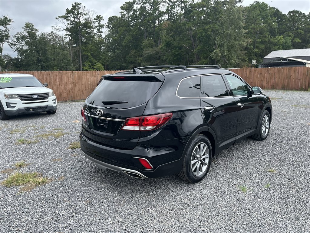 2019 Hyundai Santa Fe Xl - $17,995