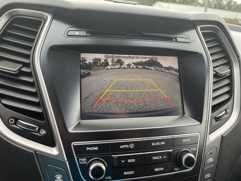 2019 Hyundai Santa Fe Xl - $17,995
