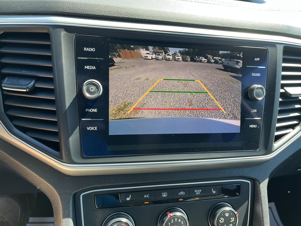 2018 Volkswagen Atlas - $18,995