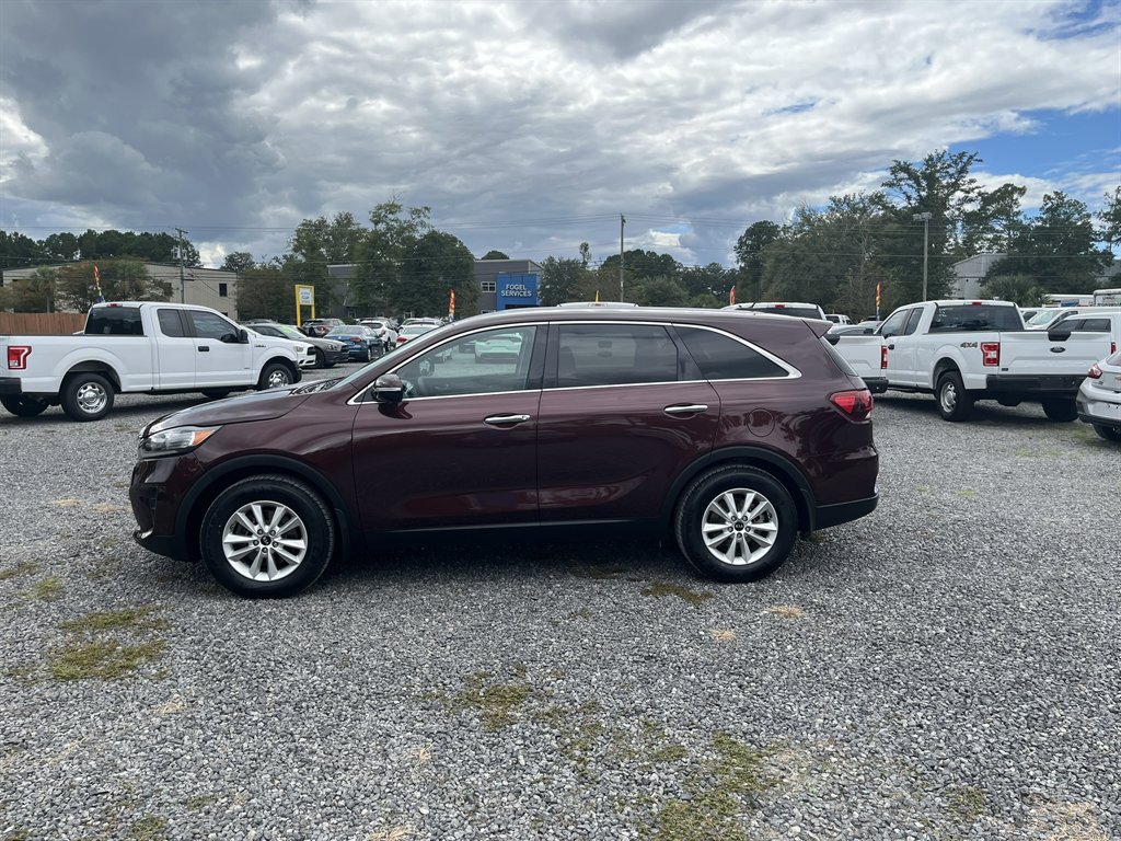 2019 Kia Sorento - $13,995