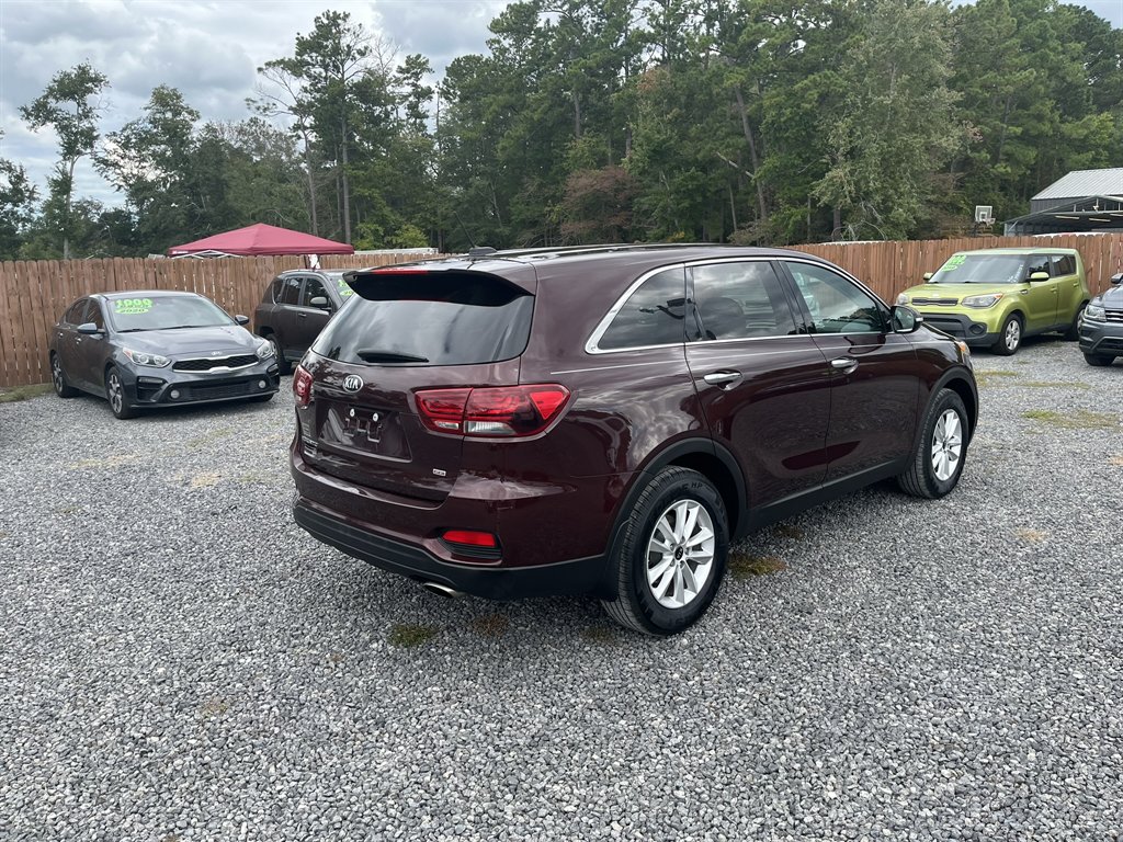 2019 Kia Sorento - $13,995