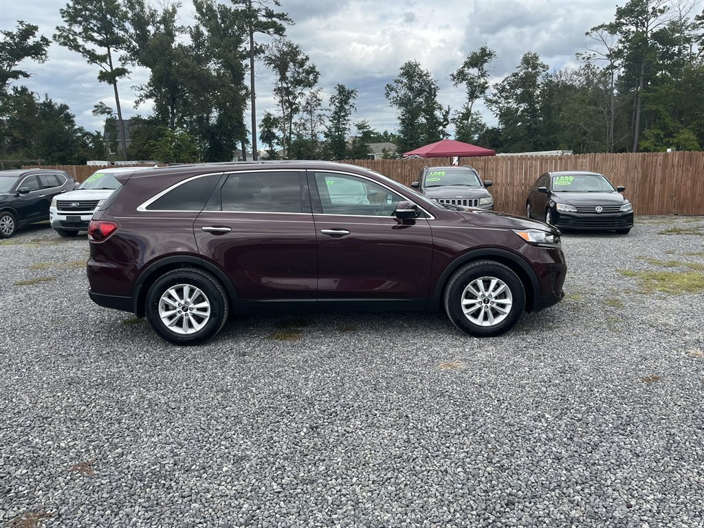 2019 Kia Sorento - $13,995