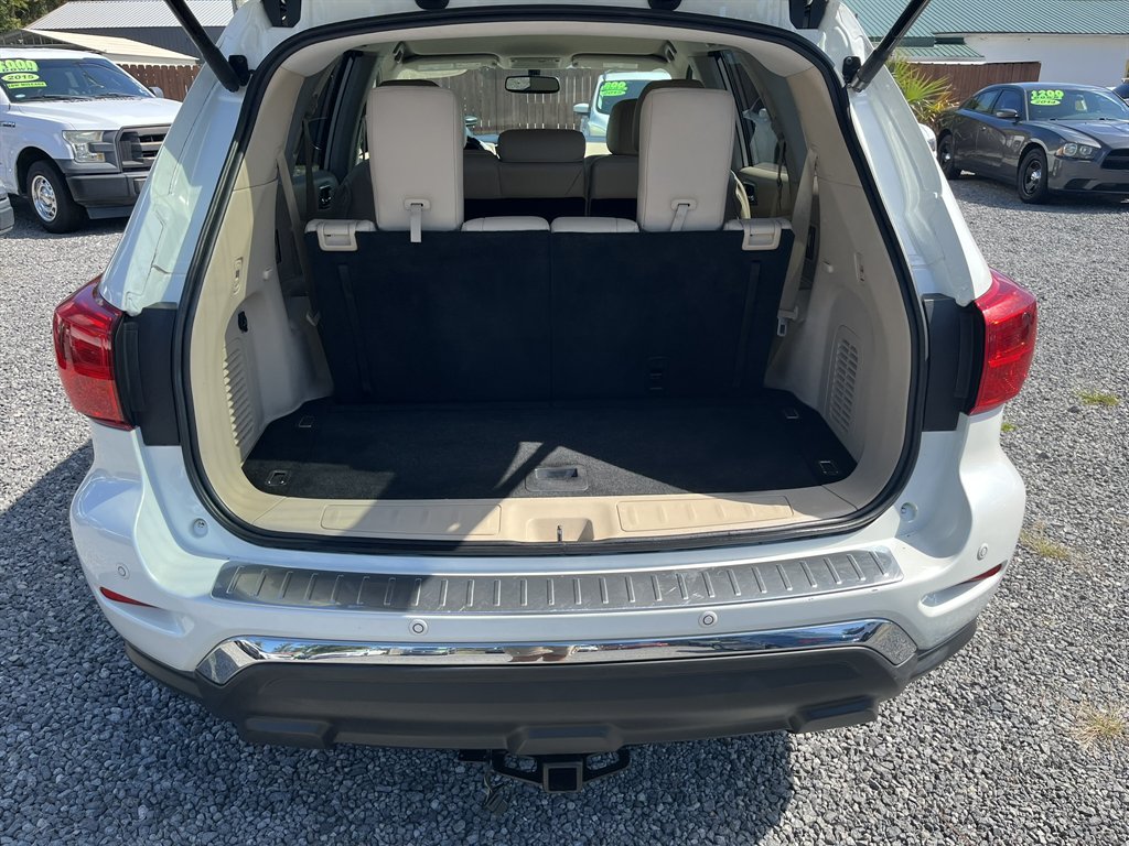 2018 Nissan Pathfinder - $13,995