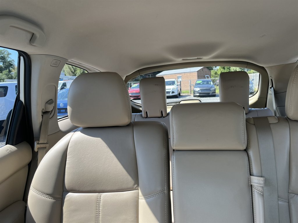 2018 Nissan Pathfinder - $13,995