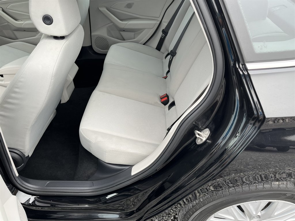 2019 Volkswagen Jetta - $13,995
