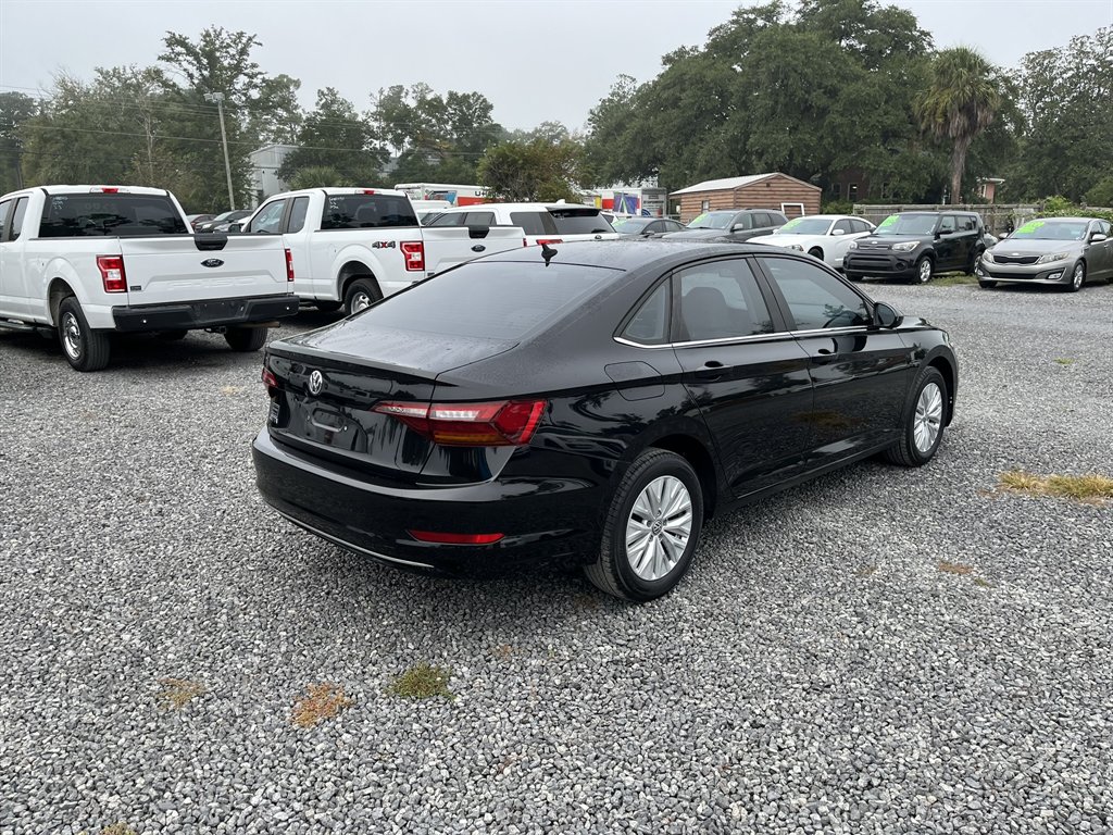 2019 Volkswagen Jetta - $13,995