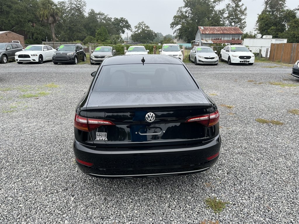 2019 Volkswagen Jetta - $13,995