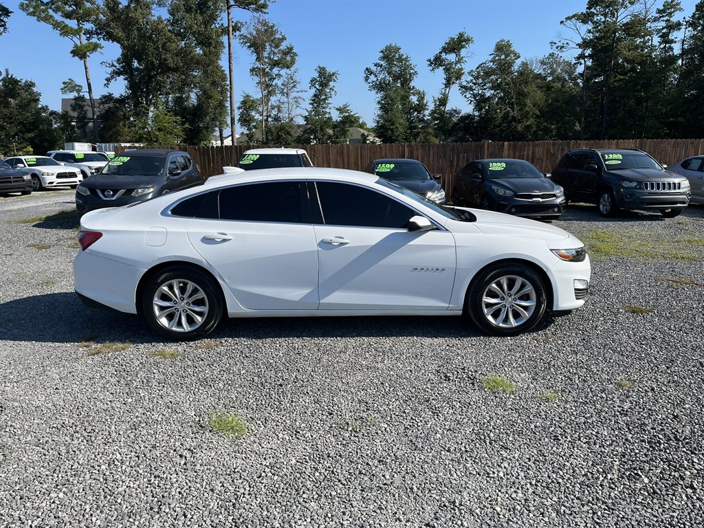 2019 Chevrolet Malibu - $15,995