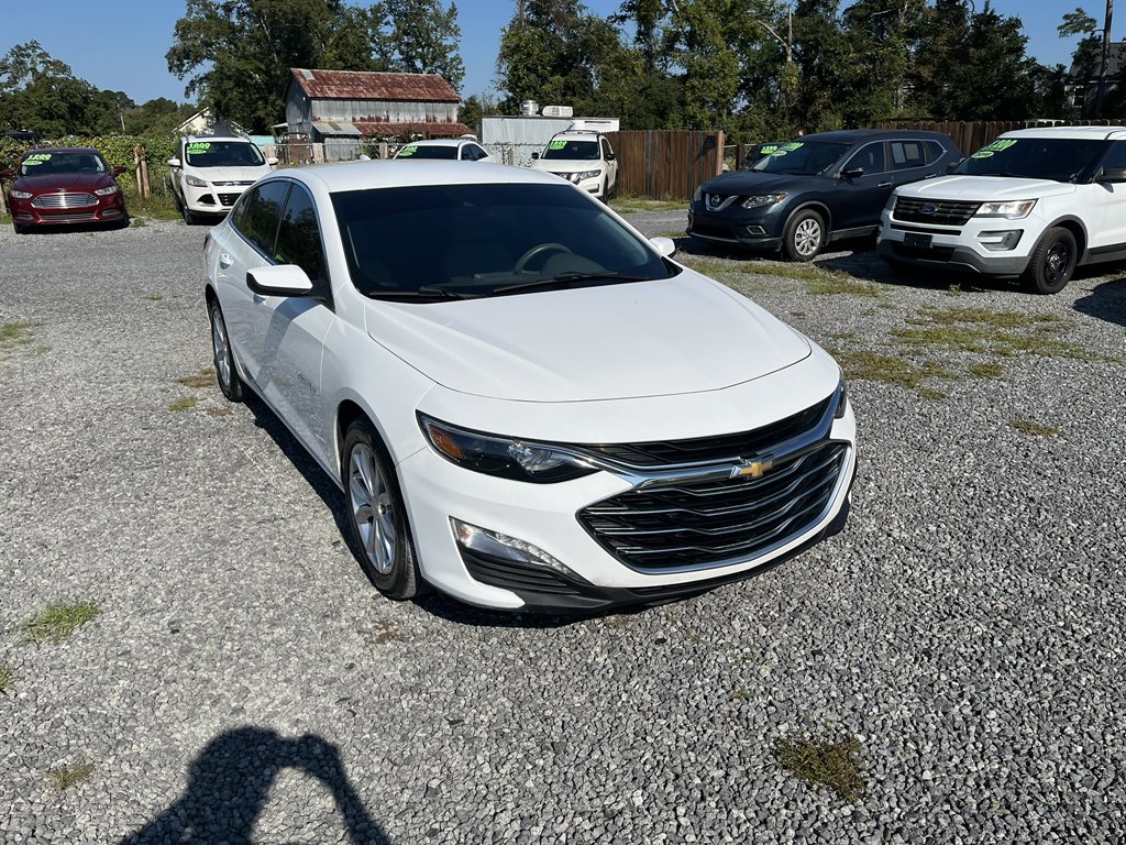 2019 Chevrolet Malibu - $15,995