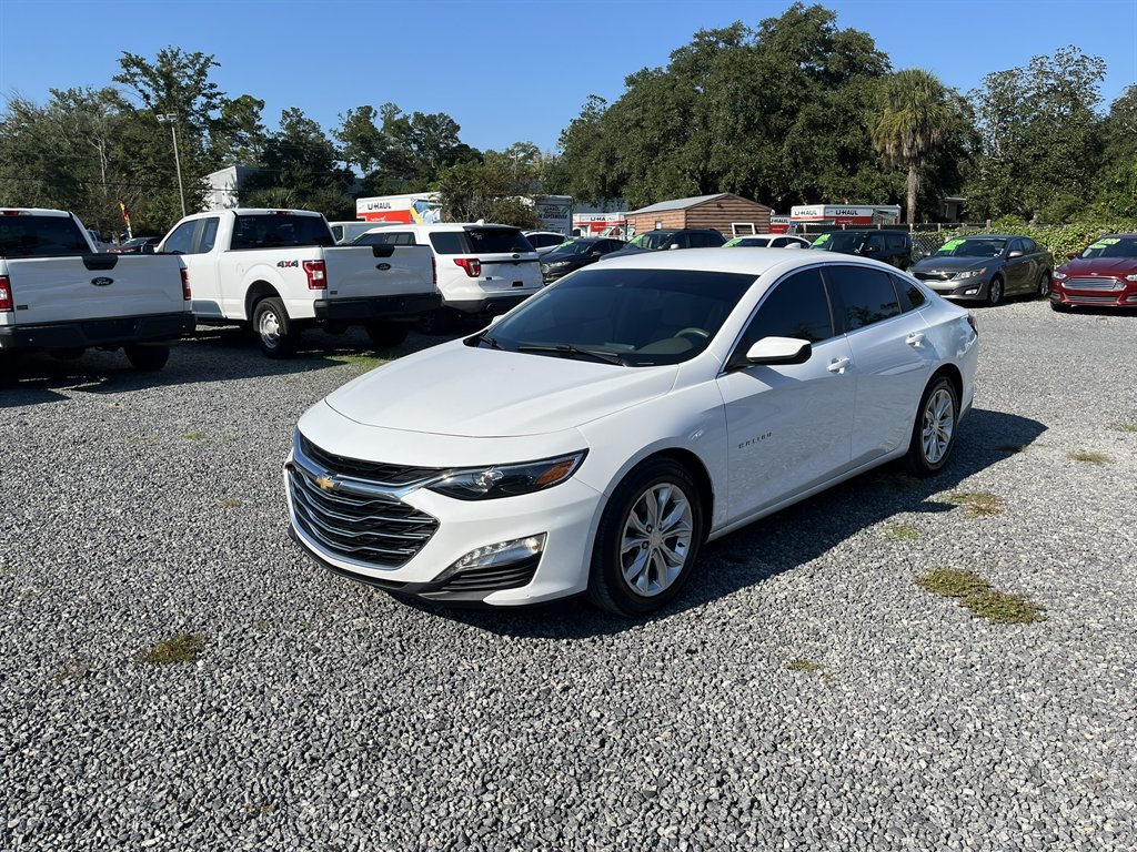 2019 Chevrolet Malibu - $15,995
