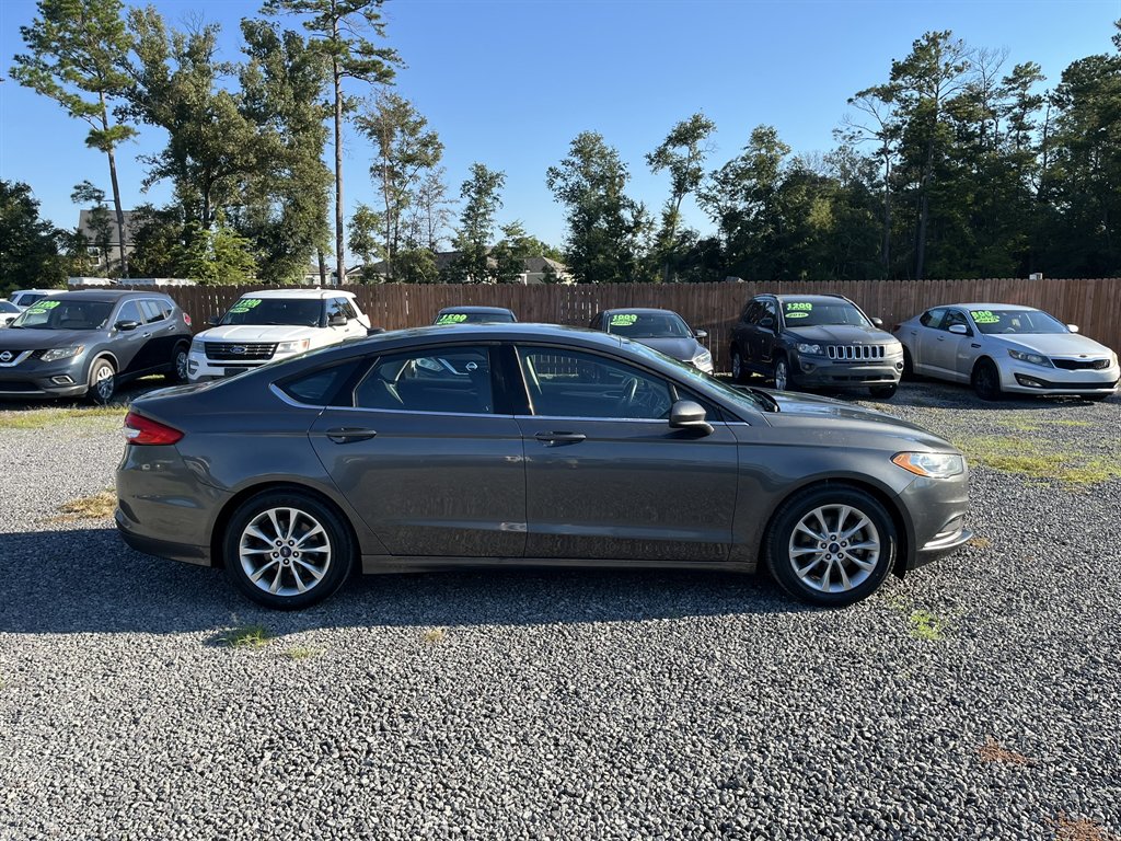 2017 Ford Fusion - $11,995