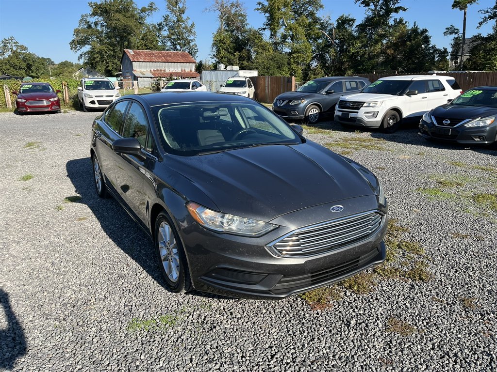 2017 Ford Fusion - $11,995