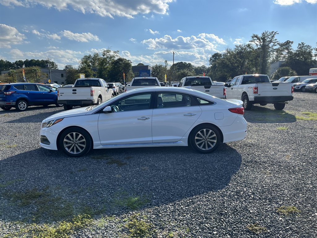 2017 Hyundai Sonata - $12,995