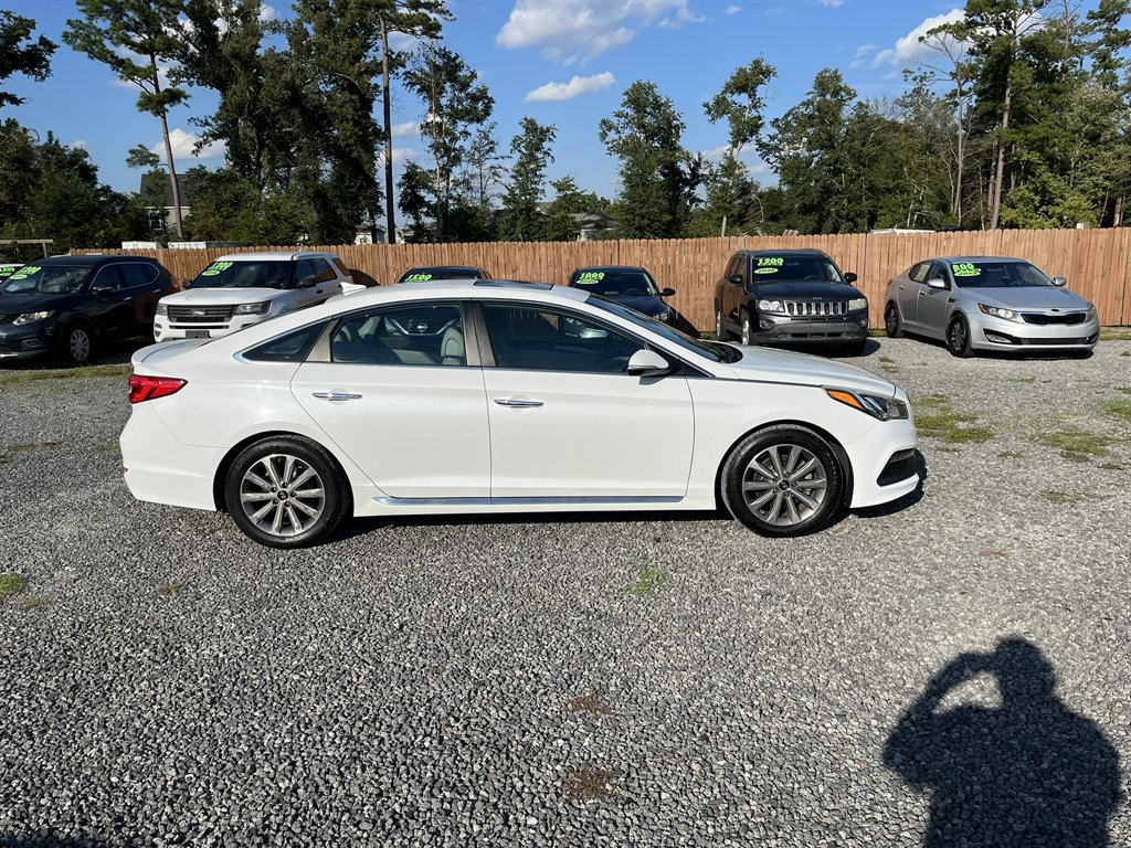 2017 Hyundai Sonata - $12,995