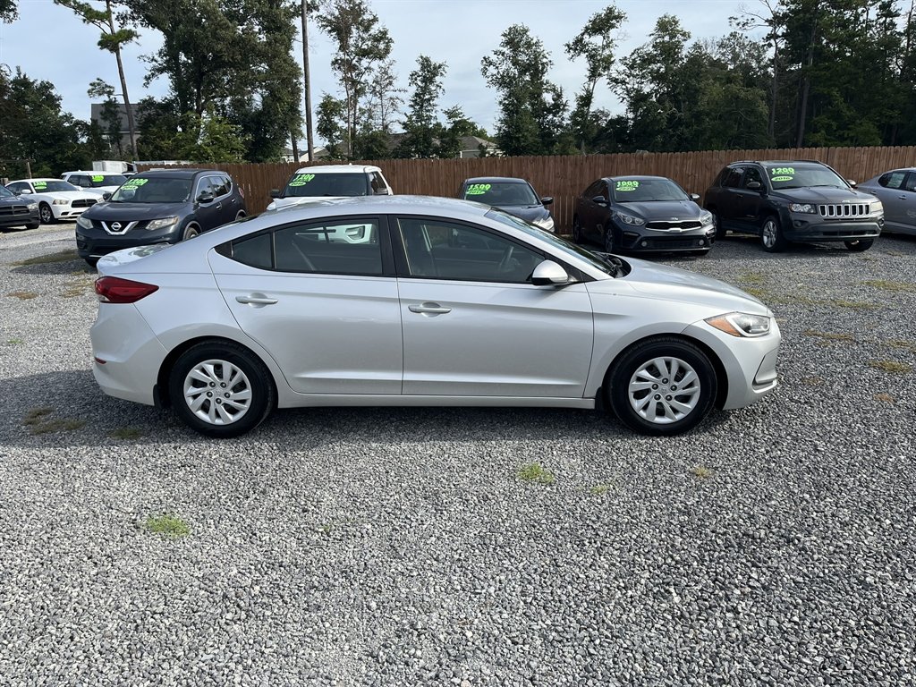2018 Hyundai Elantra - $11,995