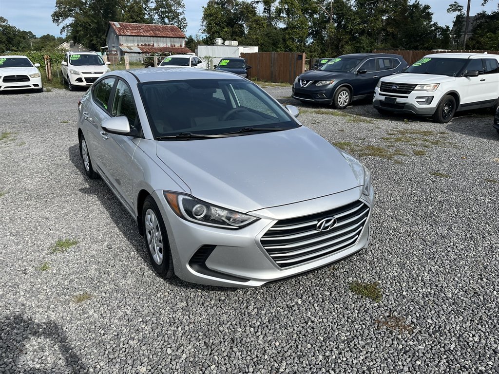 2018 Hyundai Elantra - $11,995
