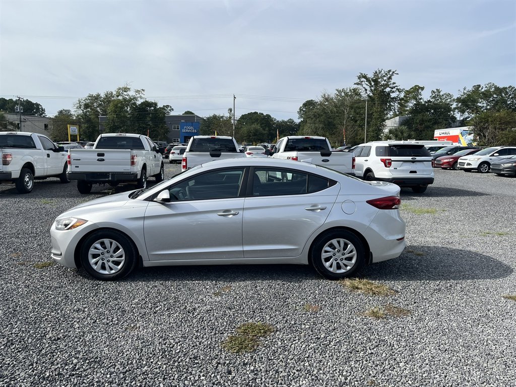 2018 Hyundai Elantra - $11,995