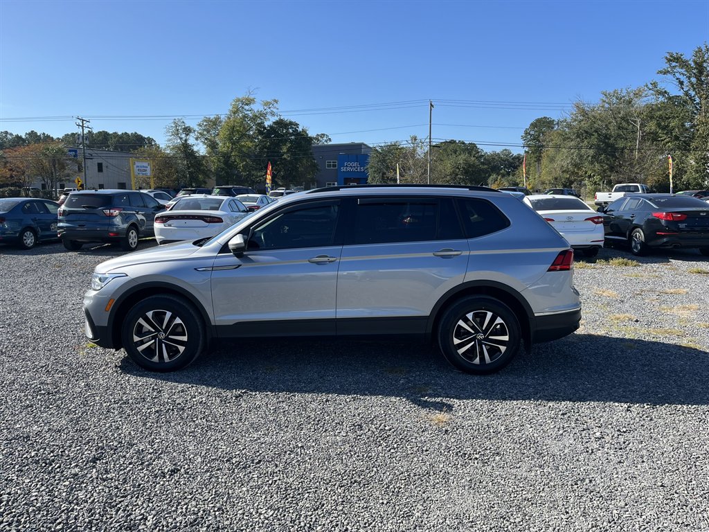 2022 Volkswagen Tiguan - $18,995