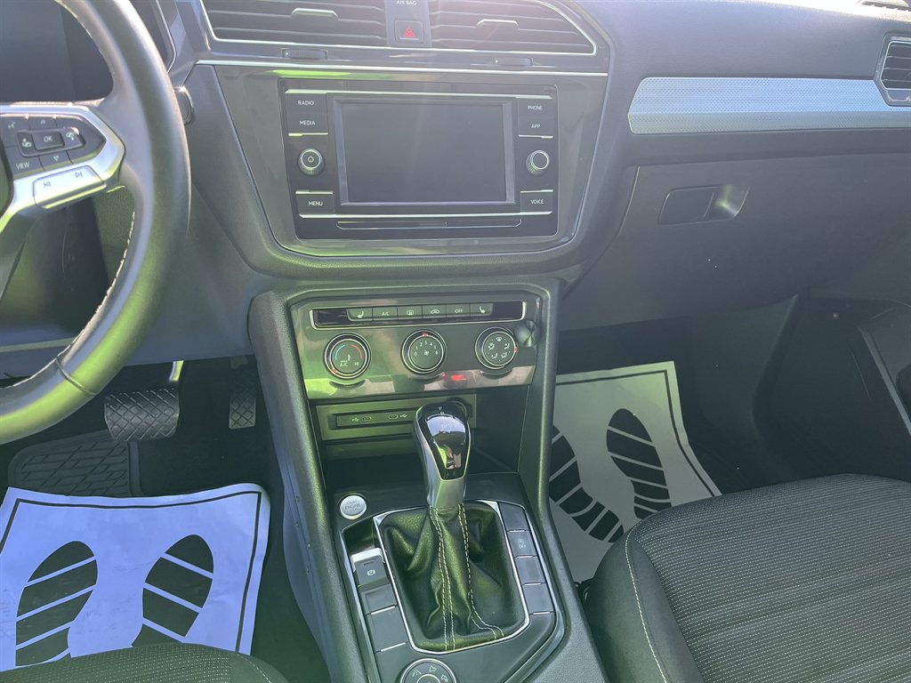 2022 Volkswagen Tiguan - $18,995