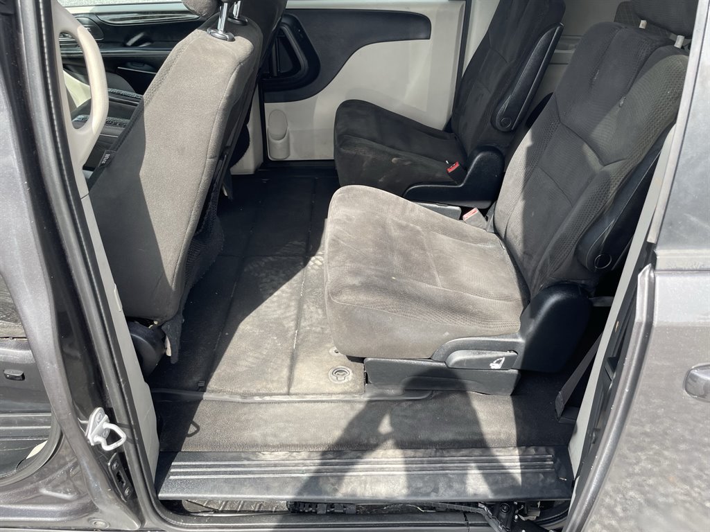 2016 Dodge Grand Caravan SXT photo