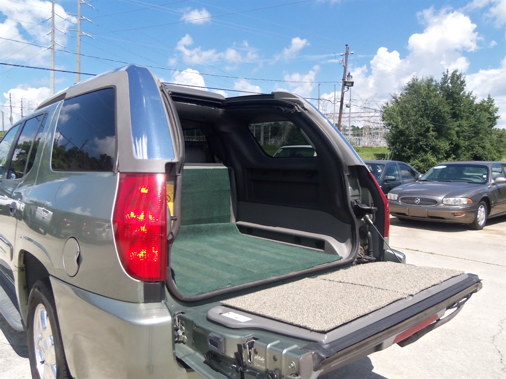 Check Out This 2004 Gmc Envoy Xuv Sle Should I Get It