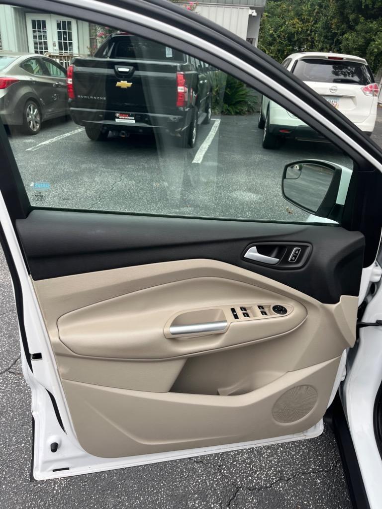 2014 Ford Escape SE photo
