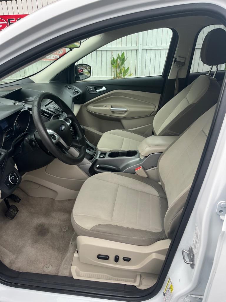 2014 Ford Escape SE photo