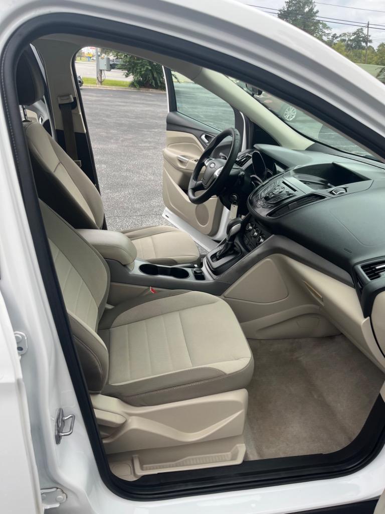 2014 Ford Escape SE photo