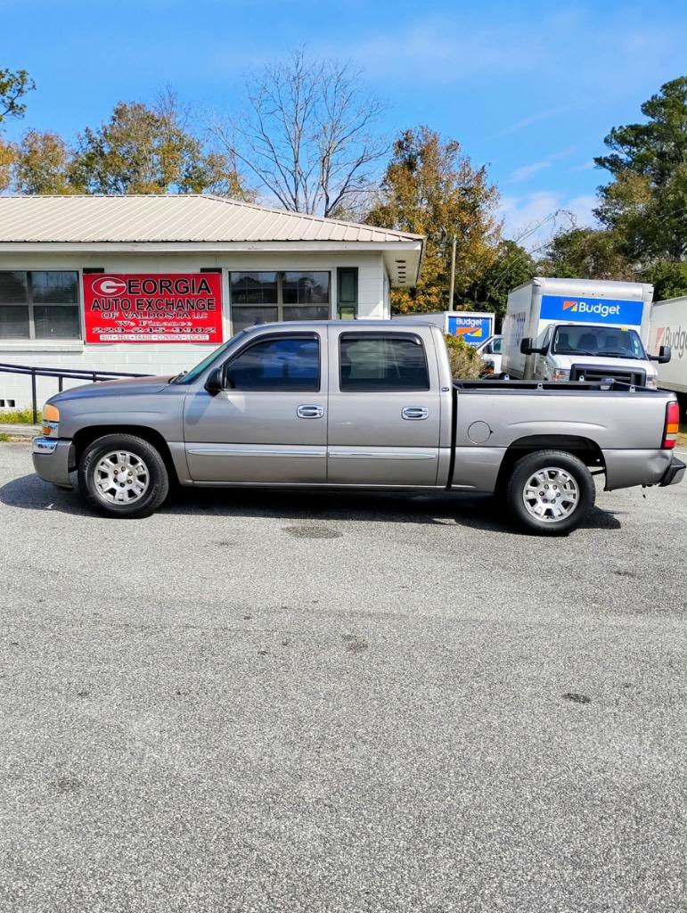 2006 GMC Sierra 1500 - $7,995