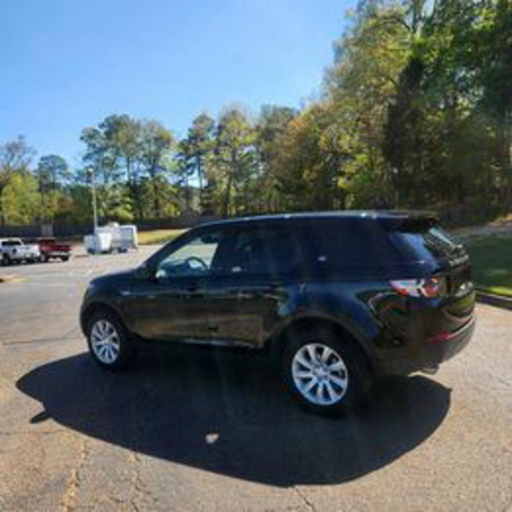 2019 Land Rover Discovery - $19,999