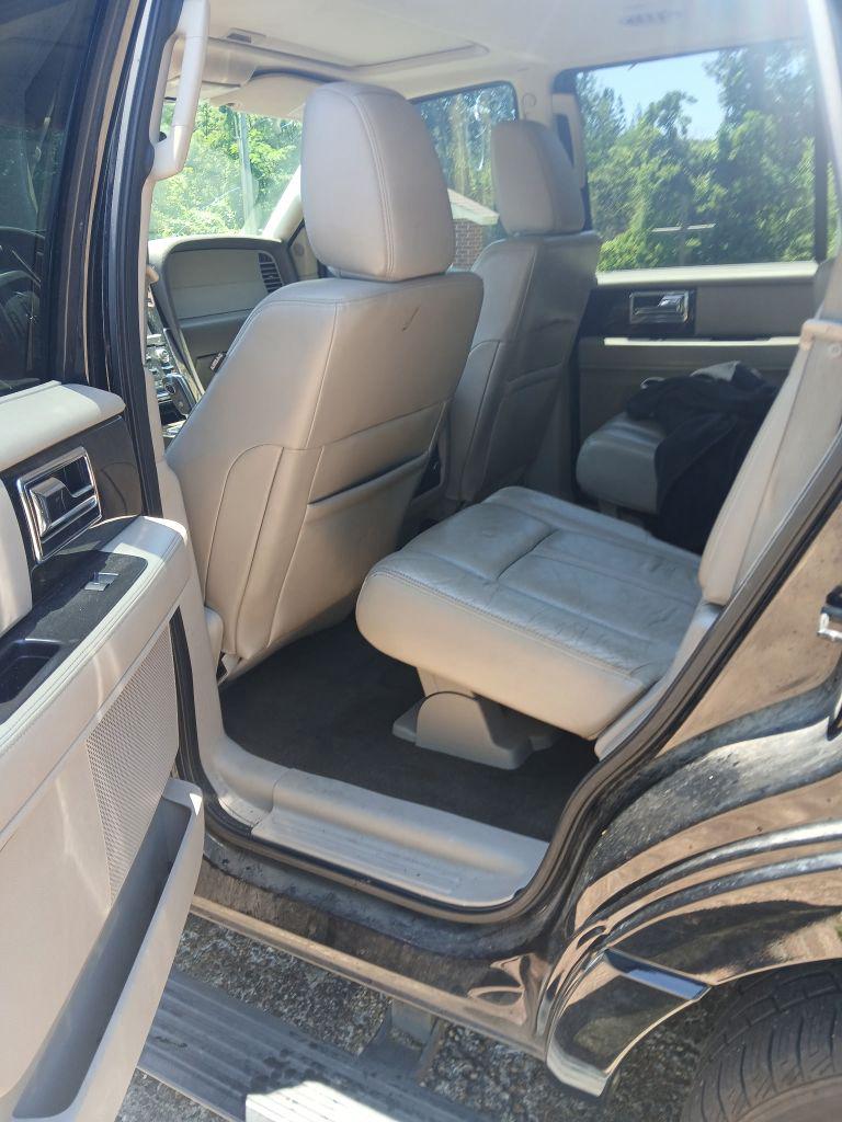2016 Lincoln Navigator - $7,500
