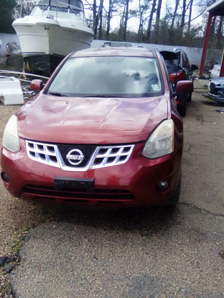 2013 Nissan Rogue S photo
