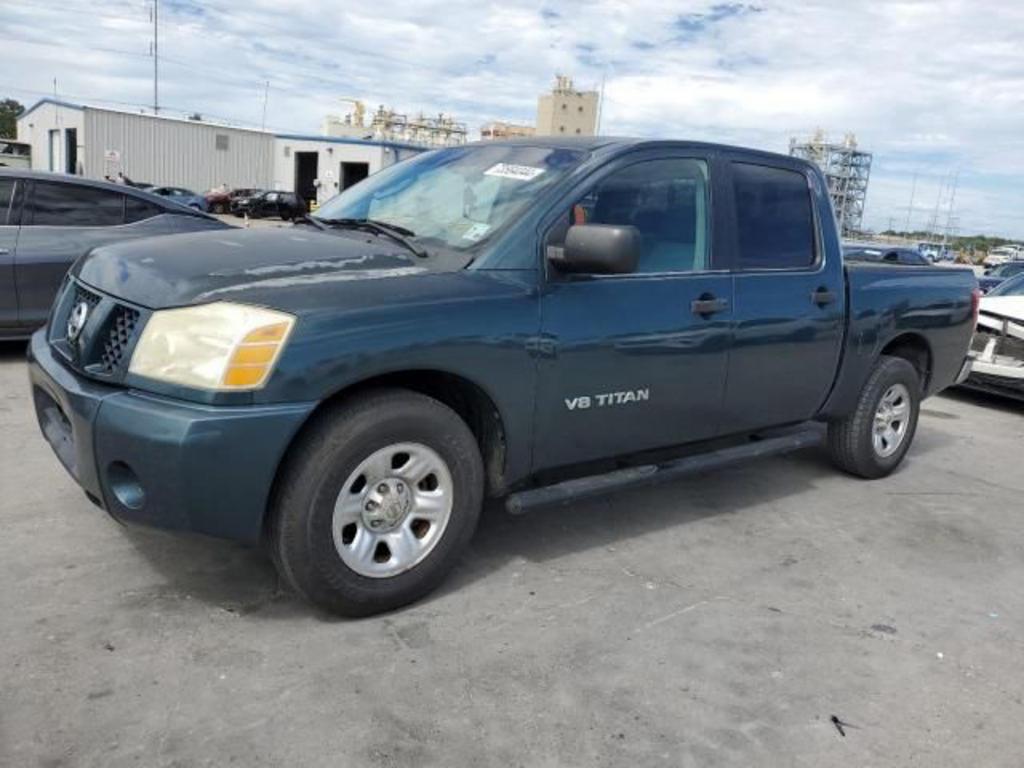 2005 Nissan Titan XE photo
