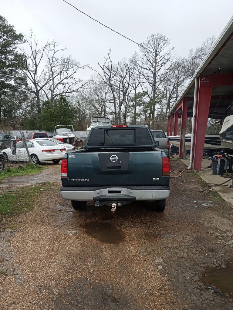 2005 Nissan Titan XE photo