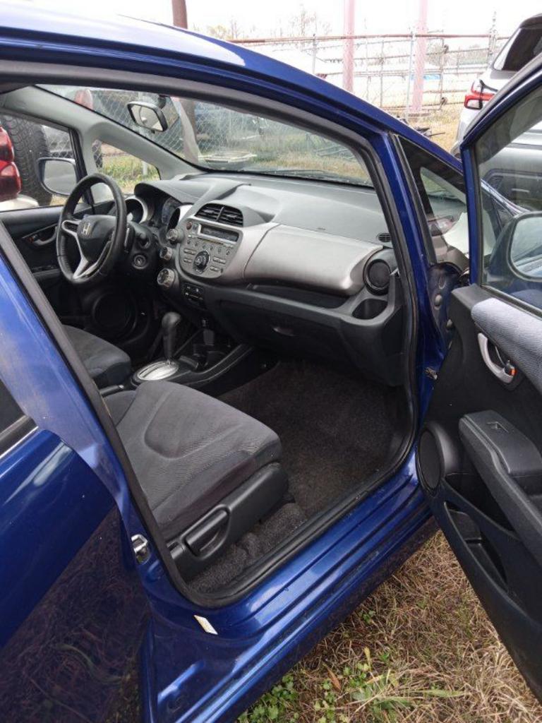 2009 Honda Fit - $4,500